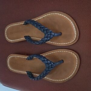 Navy Bernardo leather sandles 9m